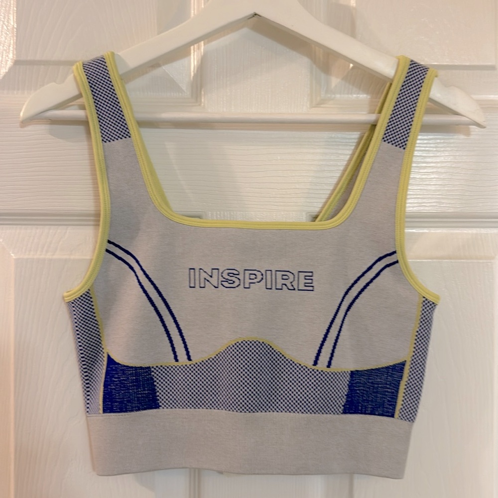 Fabletics sports bra